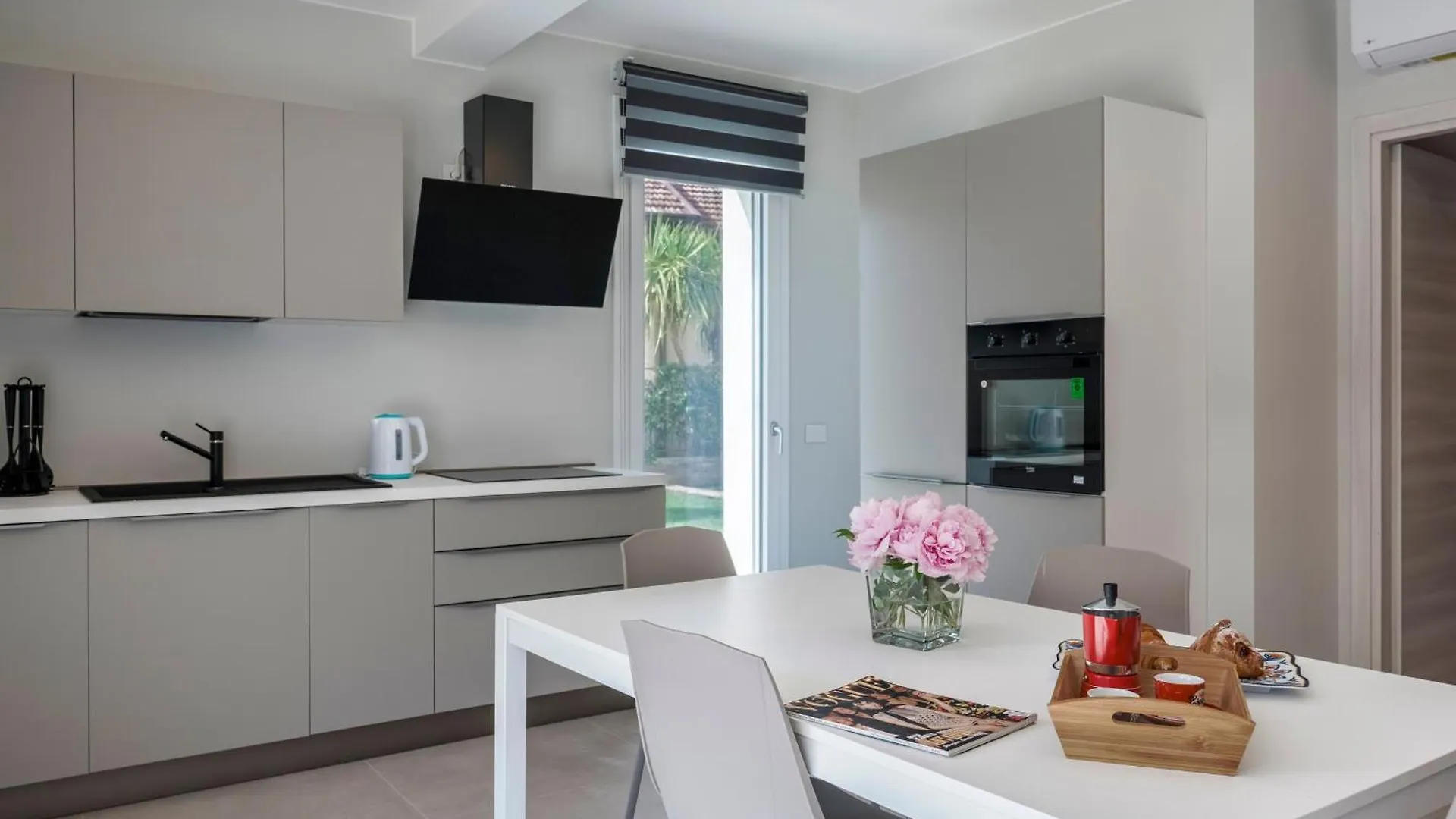 Malvezzi Apartments Desenzano del Garda Italy