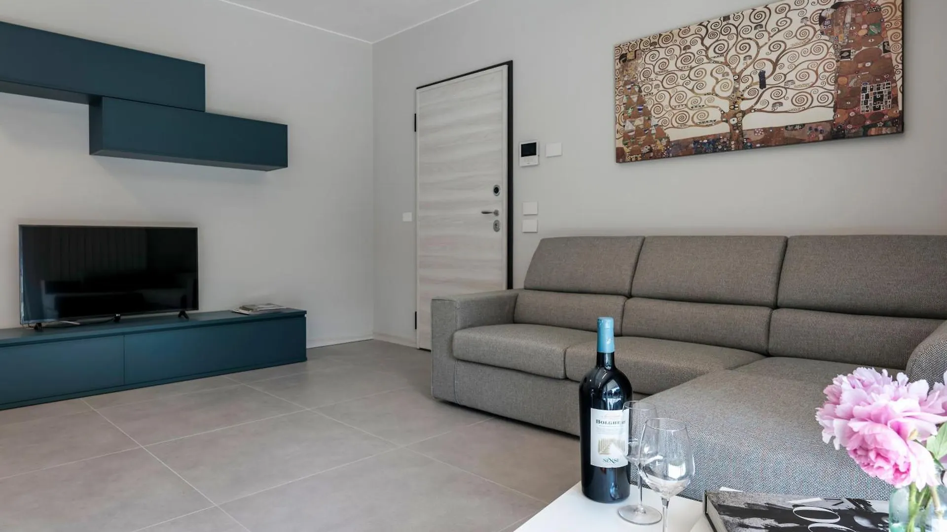 Malvezzi Apartments Desenzano del Garda Italy